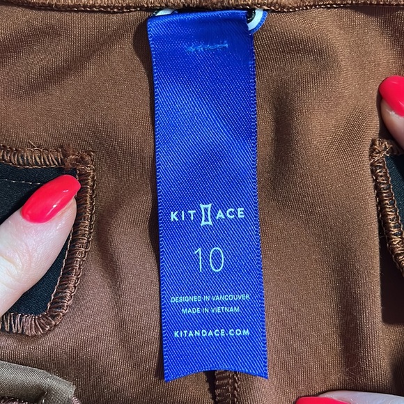 Kit and Ace Wide leg pant. Crop length. - Picture 5 of 7